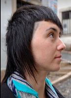 asymetryczne fryzury krótkie - uczesanie damskie zdjęcie numer 91B